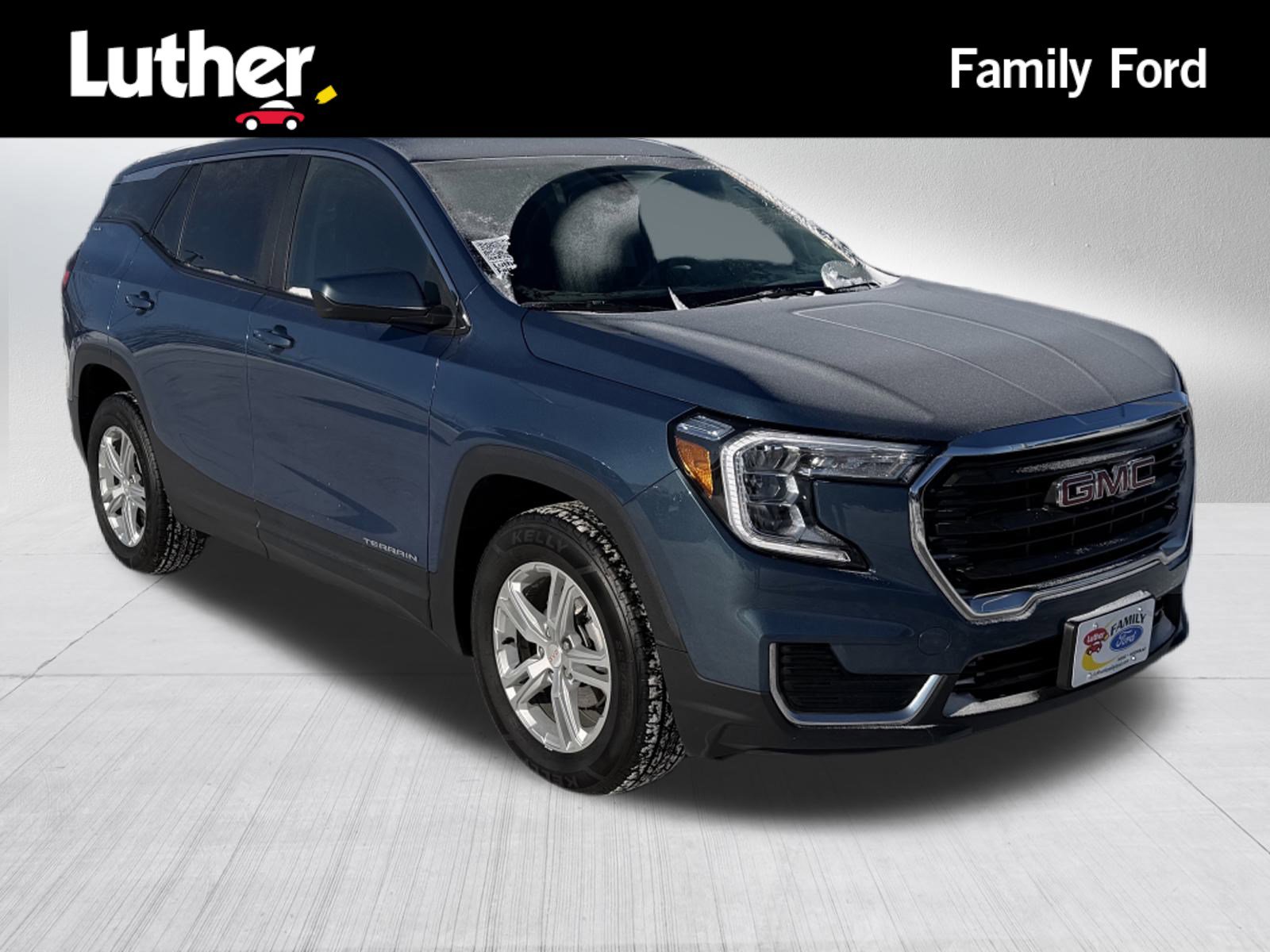 Used 2024 GMC Terrain SLE