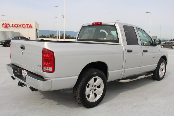Used 2005 Dodge Ram 1500 Truck SLT image 3