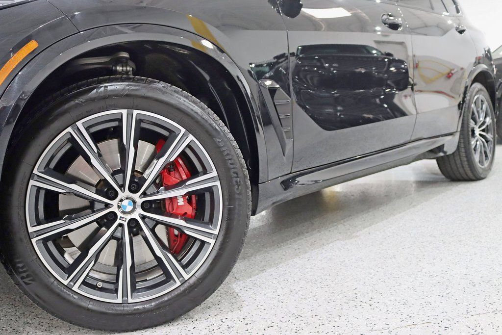 Used 2024 BMW X5 M60i image 5