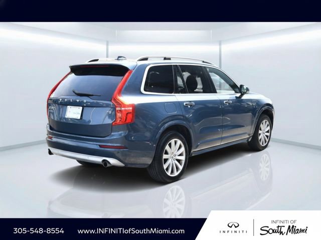 Used 2018 Volvo XC90 T5 Momentum w/ Convenience Package FWD image 4