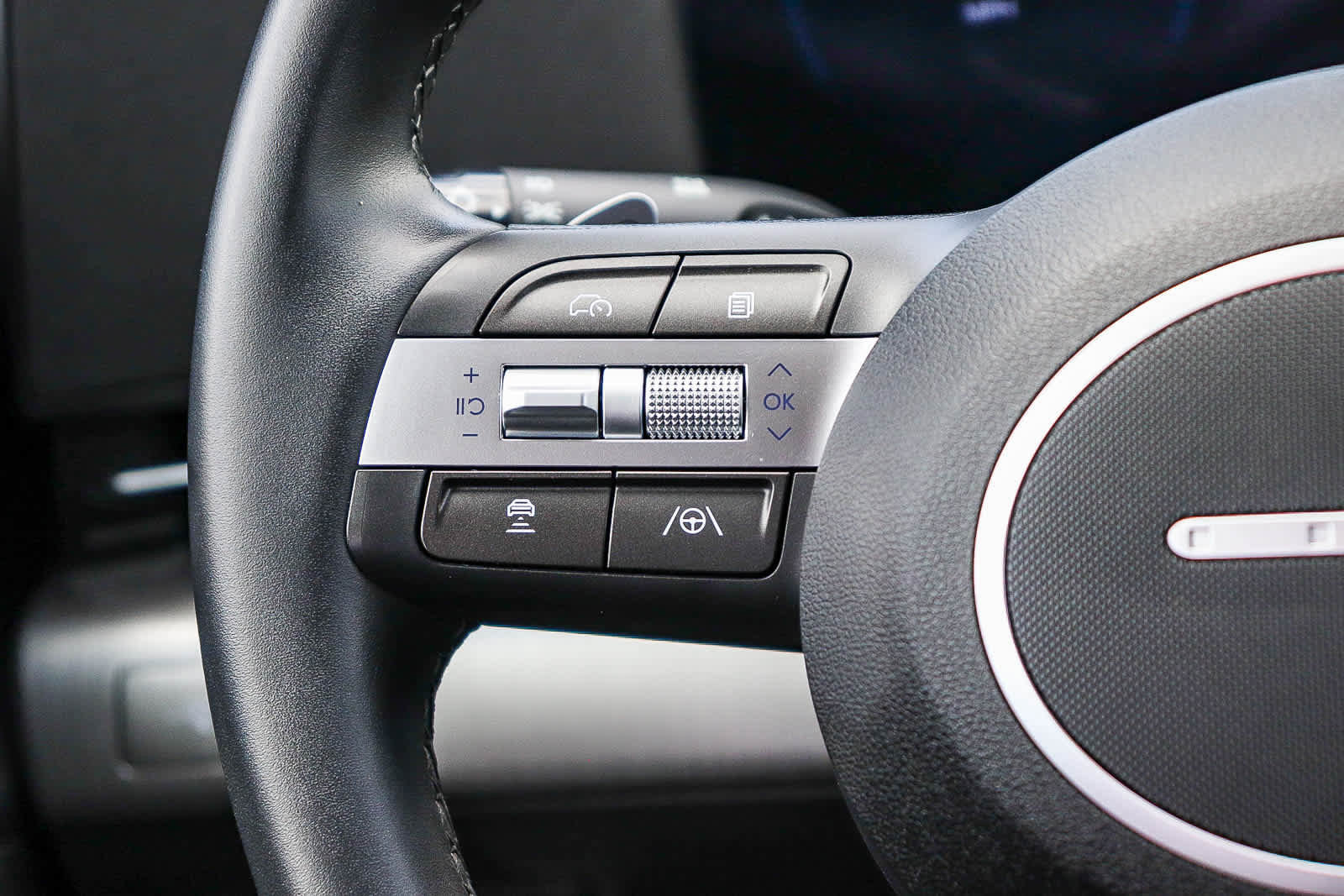 Used 2024 Hyundai Kona SEL FWD image 18