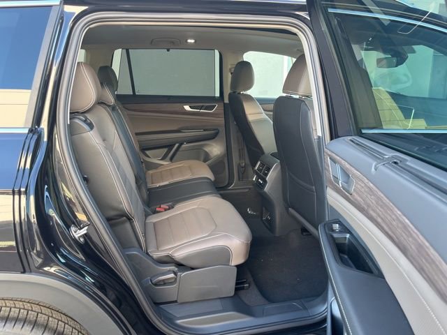 New 2026 Volkswagen Atlas SEL image 31