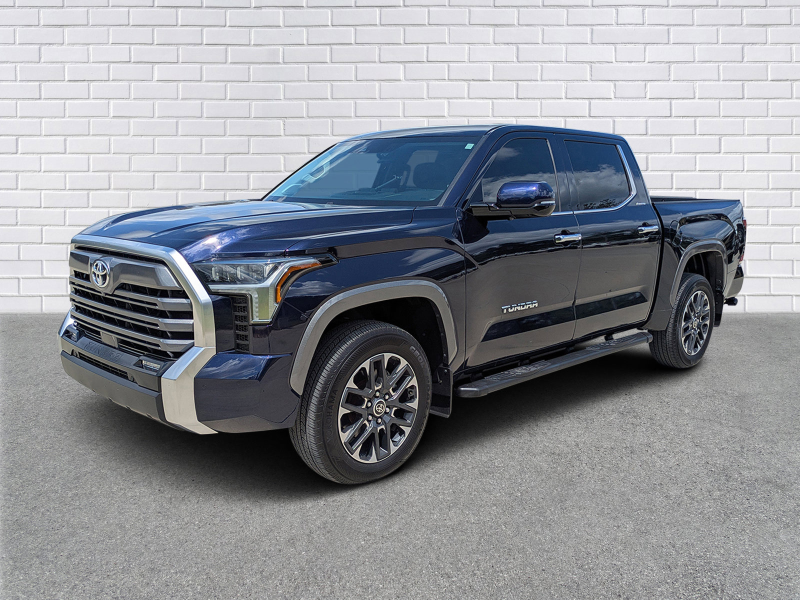 Used 2024 Toyota Tundra Limited AWD/4WD image 1