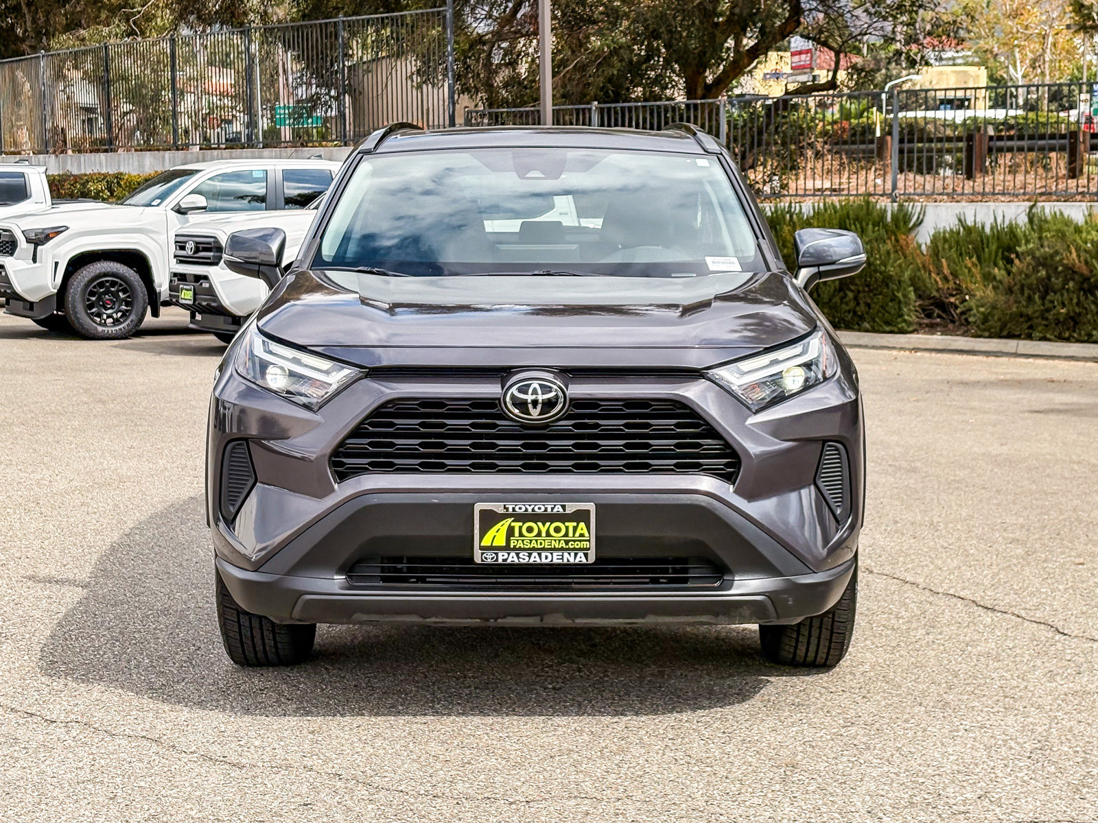 Used 2023 Toyota RAV4 XLE w/ Convenience Package FWD image 2