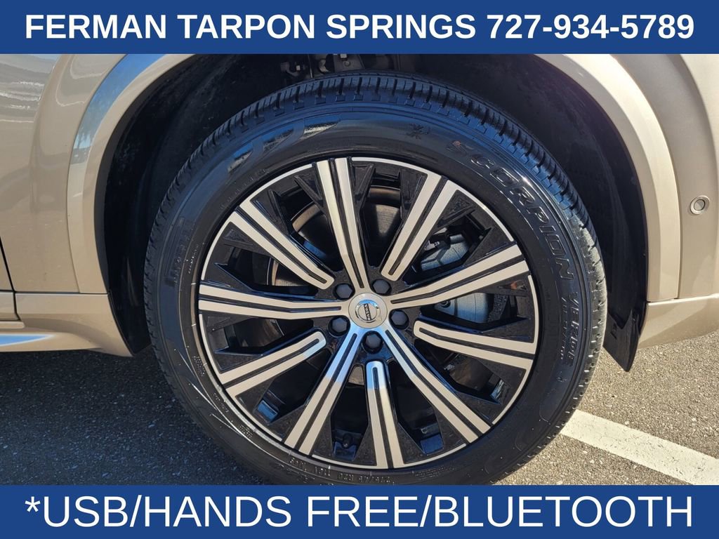 Certified 2024 Volvo XC90 B6 Plus image 13