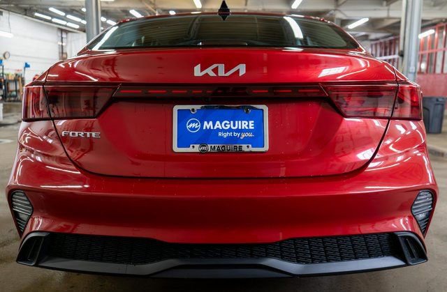 Used 2024 Kia Forte LXS image 7