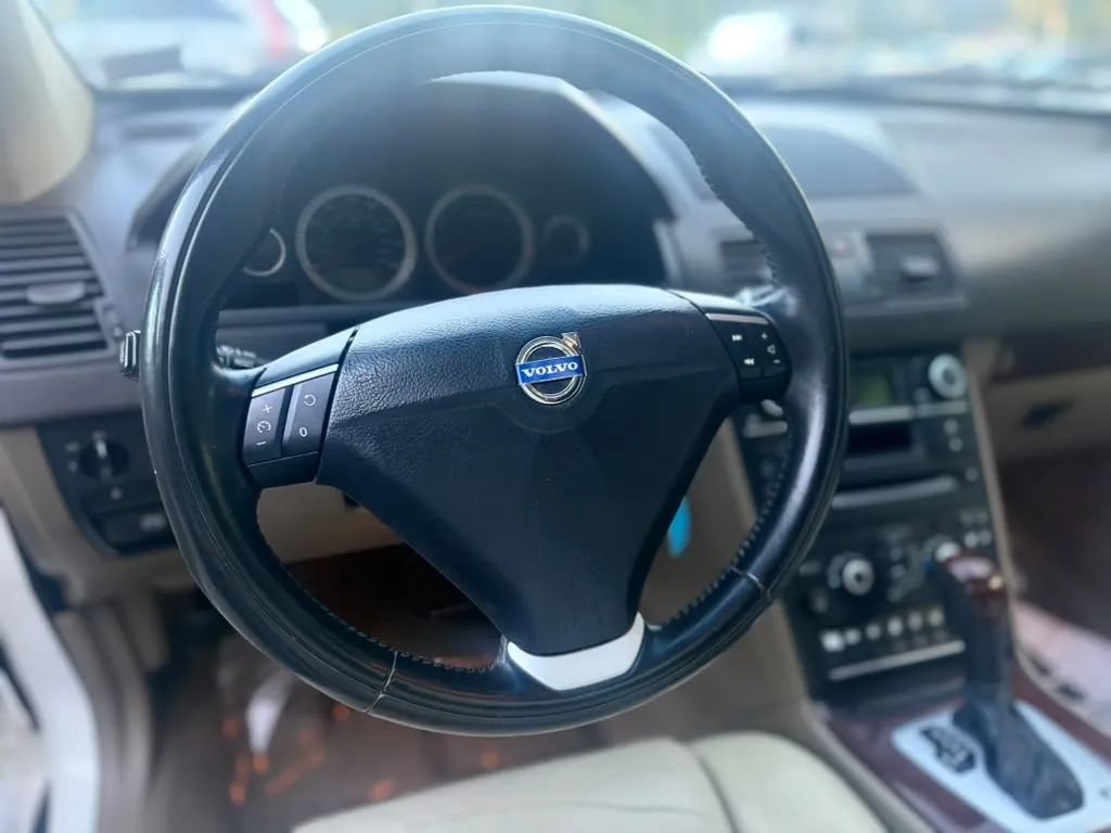 Used 2014 Volvo XC90 3.2 FWD image 13