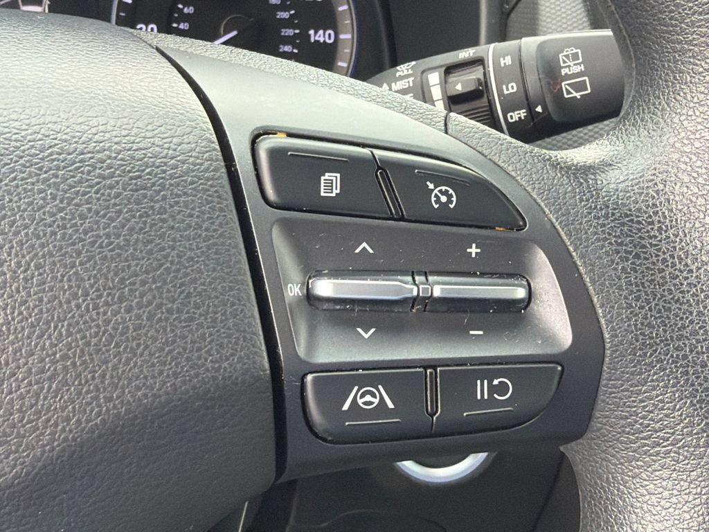 Used 2023 Hyundai Kona SEL FWD image 25