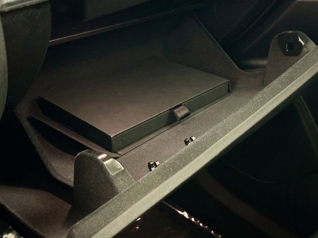 Used 2021 Volvo XC90 T5 Momentum w/ Climate Package image 40