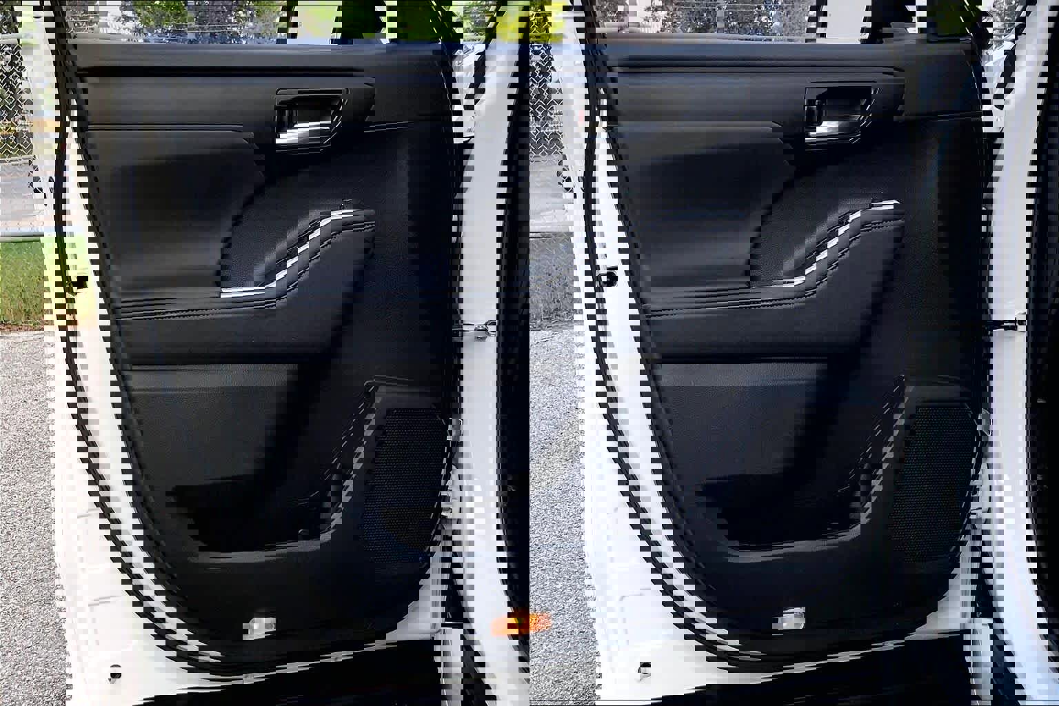 Used 2023 Toyota Highlander XLE image 21