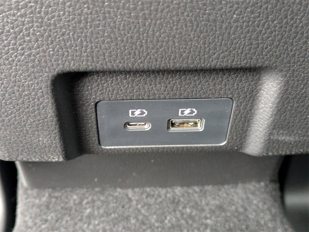 New 2025 Mitsubishi Eclipse Cross AWD image 15