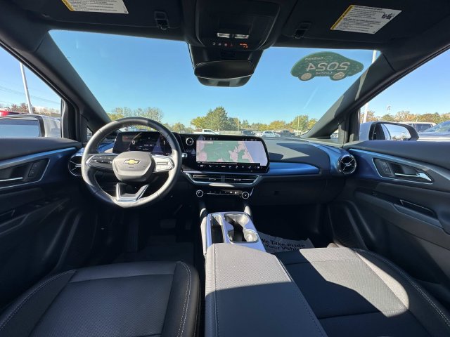 Certified 2024 Chevrolet Equinox EV LT FWD image 21