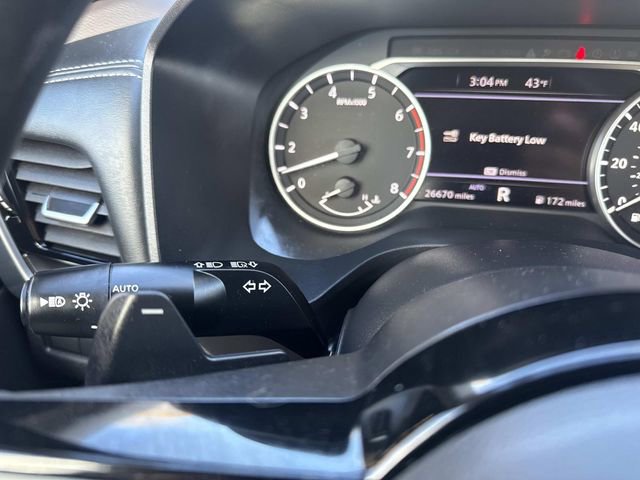 Used 2022 Nissan Rogue SV image 33