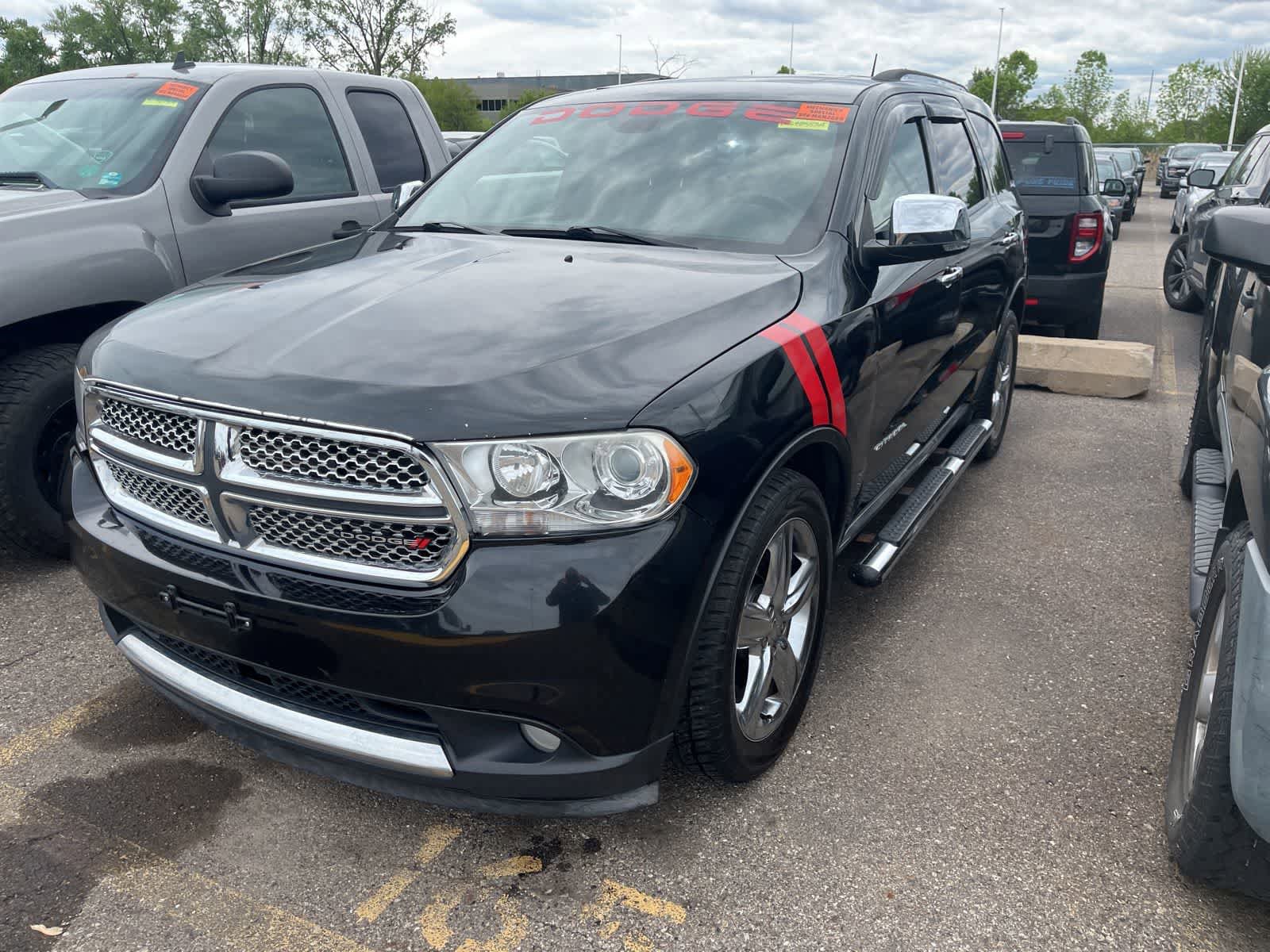 Used 2011 Dodge Durango Citadel w/ Trailer Tow Group IV AWD/4WD image 2