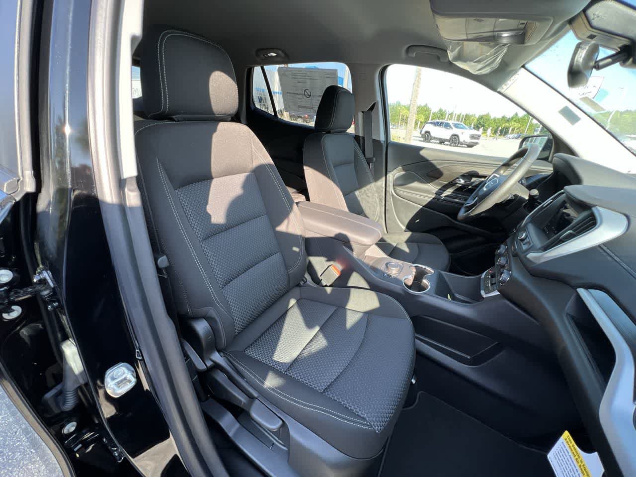 Used 2022 GMC Terrain SLE w/ Driver Convenience Package FWD image 26