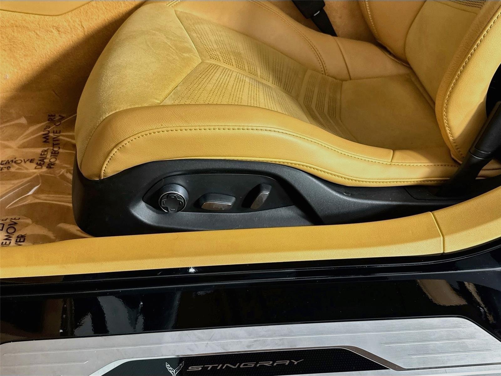 Used 2023 Chevrolet Corvette Stingray Premium Conv w/ Z51 Performance Package RWD image 20