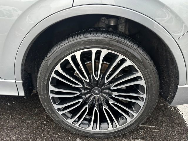 Certified 2023 Lincoln Aviator Black Label image 36