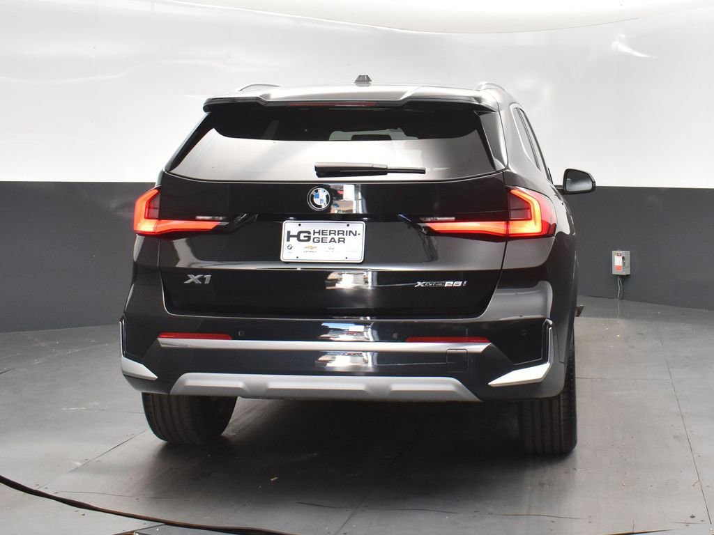 Used 2025 BMW X1 xDrive28i image 7