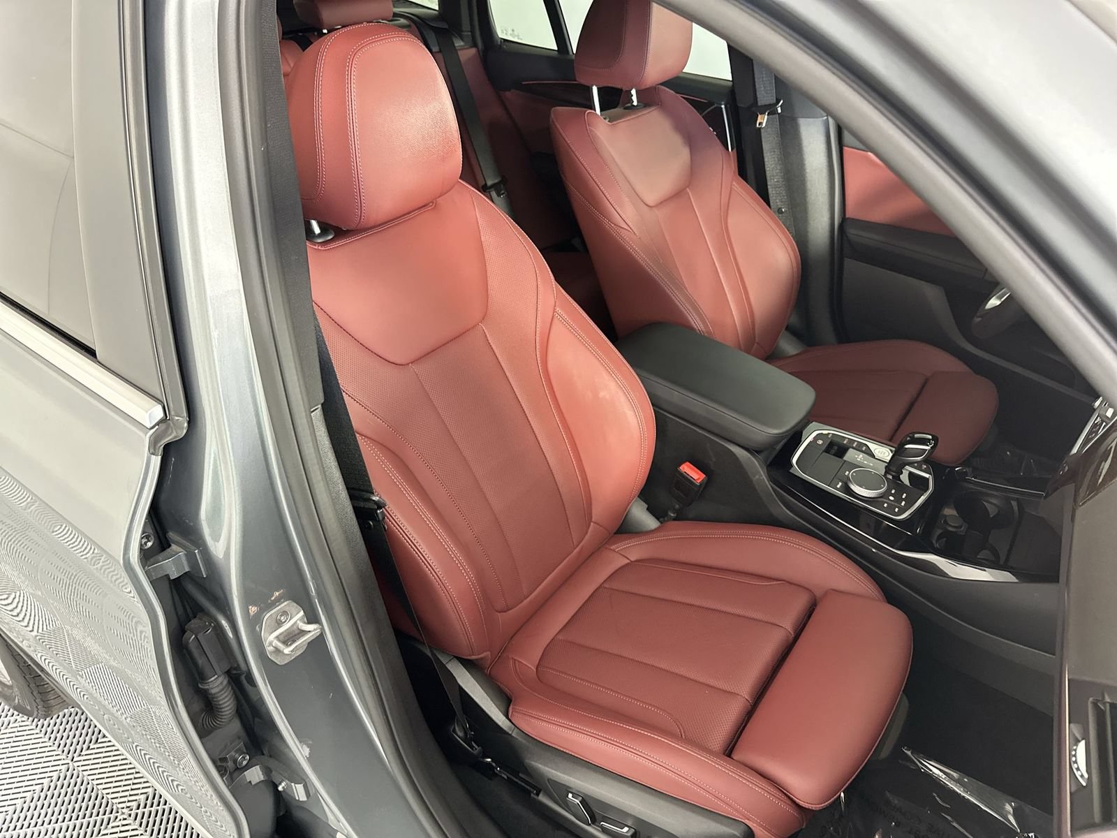 Used 2024 BMW X3 sDrive30i w/ Convenience Package RWD image 27