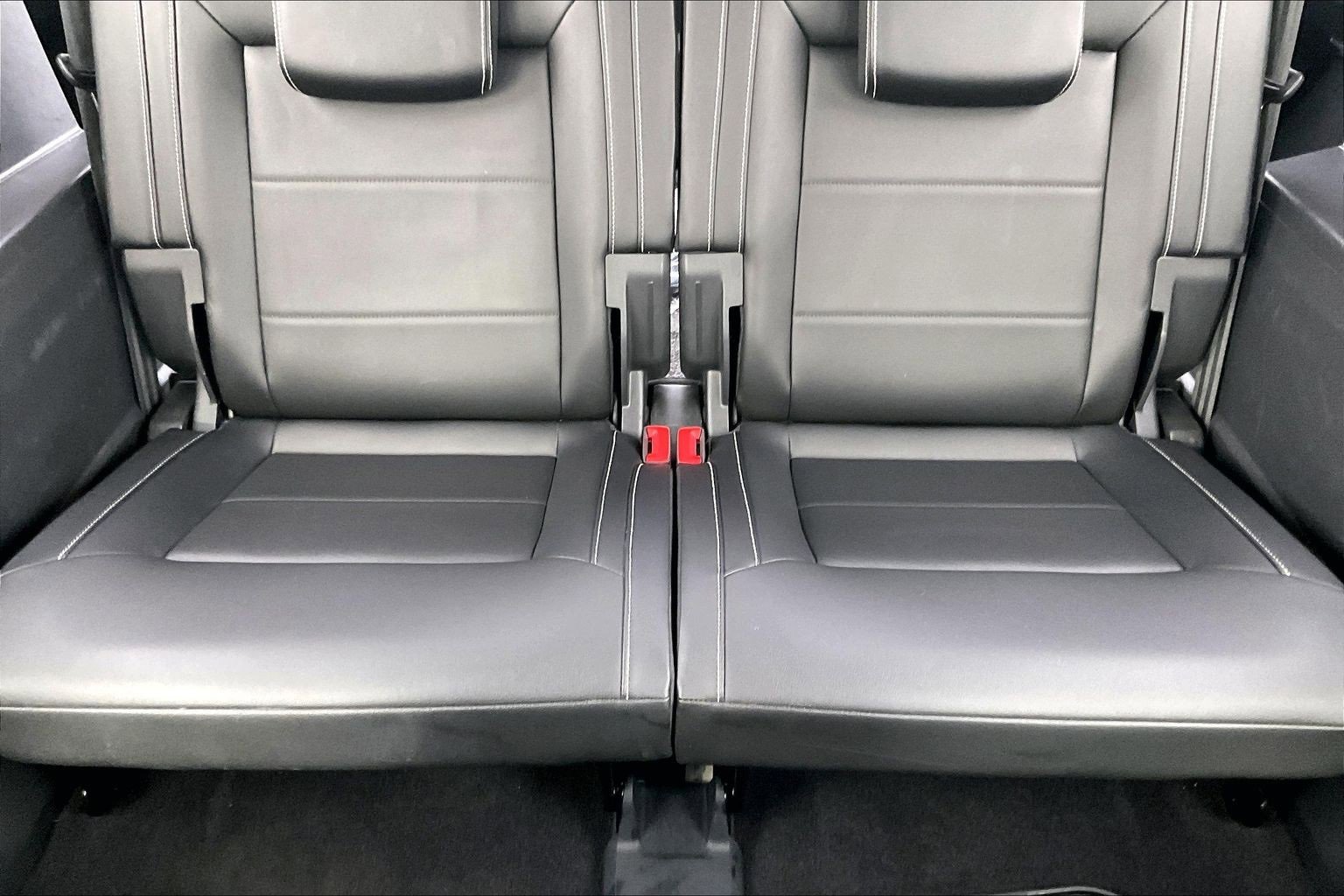 Used 2021 Volkswagen Atlas SE image 19