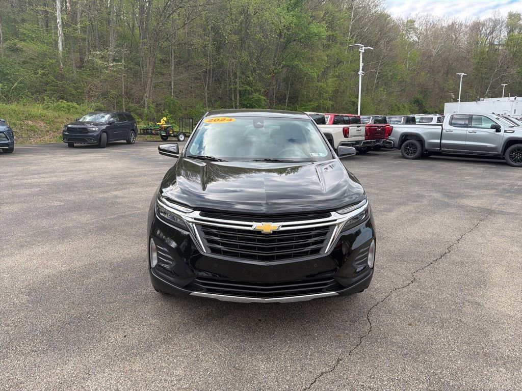 Used 2024 Chevrolet Equinox LT w/ LPO, Floor Liner Package AWD/4WD image 8