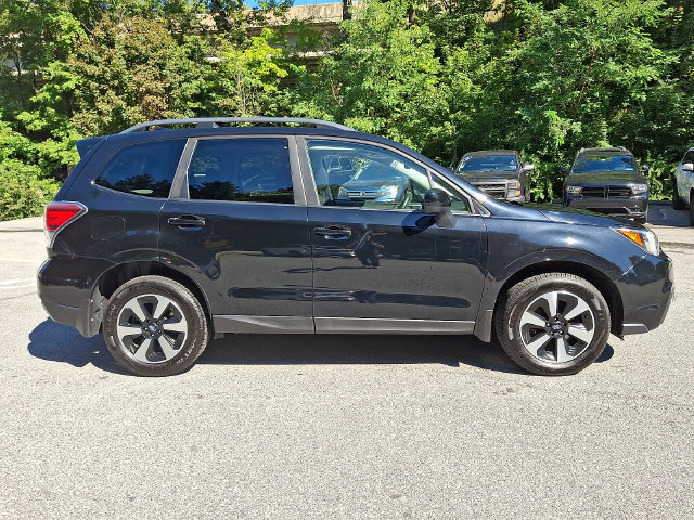 Used 2018 Subaru Forester 2.5i Premium AWD/4WD image 9