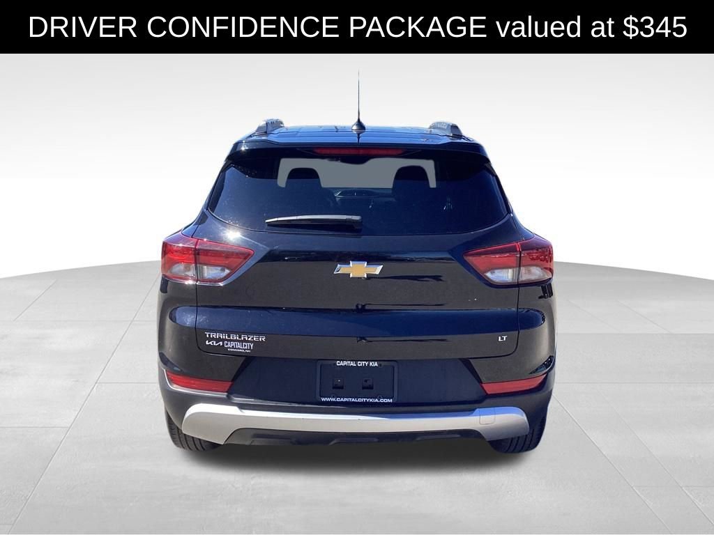 Used 2023 Chevrolet TrailBlazer LT w/ Convenience Package FWD image 6