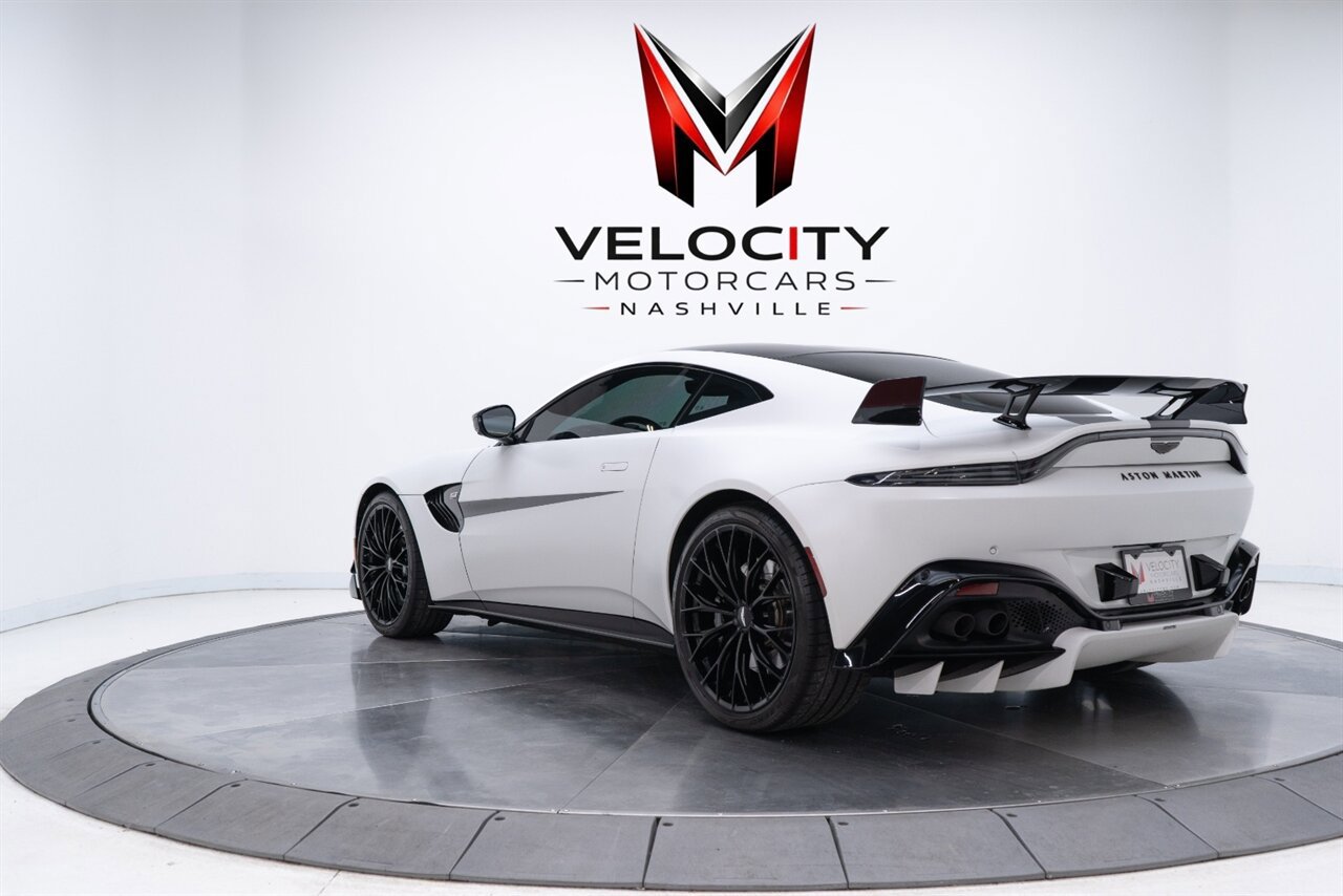 Used 2023 Aston Martin V8 Vantage Coupe image 8