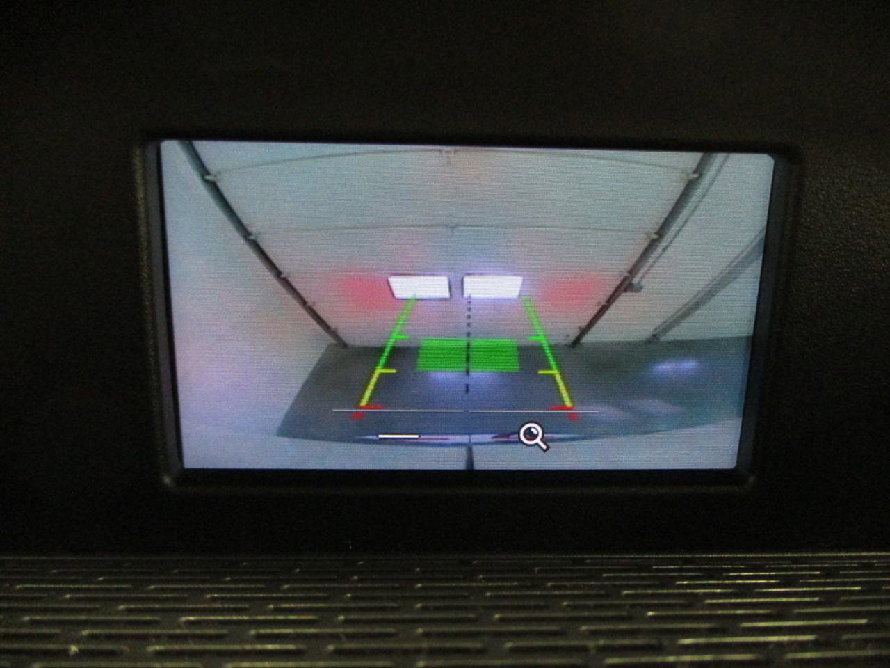 Used 2018 Ford Transit 150 XLT image 20