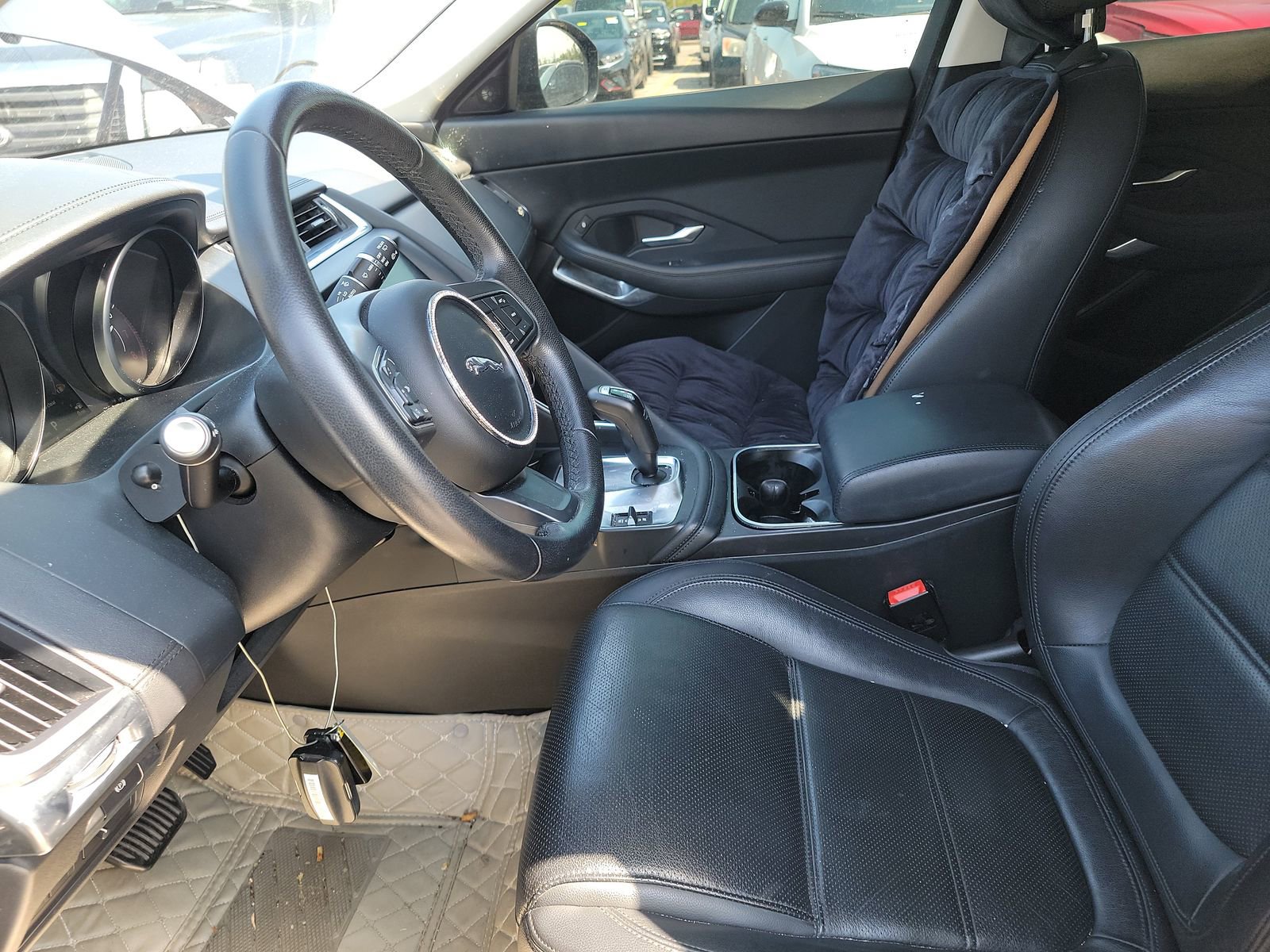 Used 2020 Jaguar E-PACE AWD/4WD image 11