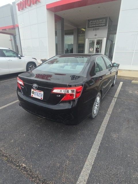 Used 2014 Toyota Camry LE FWD image 6