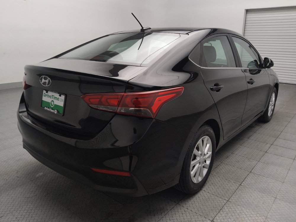 Used 2022 Hyundai Accent SEL FWD image 9