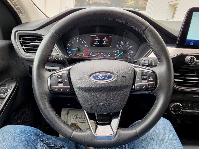Certified 2022 Ford Escape SE w/ Cold Weather Package AWD/4WD image 21