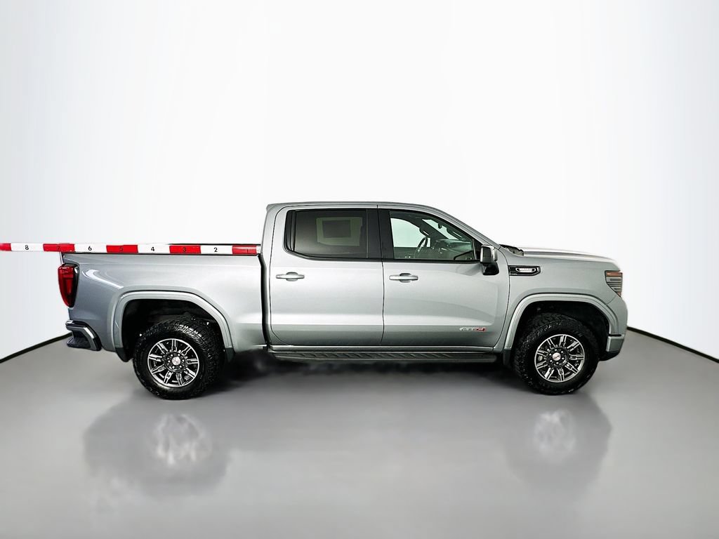 Used 2024 GMC Sierra 1500 AT4 w/ Technology Package AWD/4WD image 8
