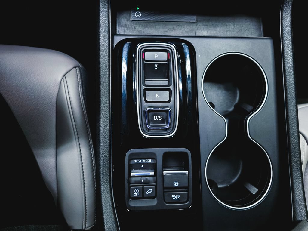 Used 2025 Honda Pilot EX-L image 28