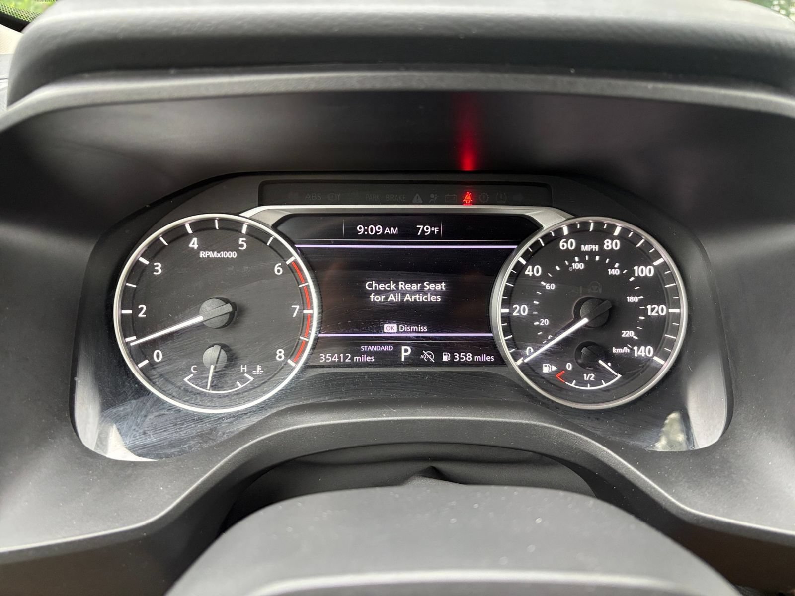 Used 2025 Nissan Rogue SV FWD image 40