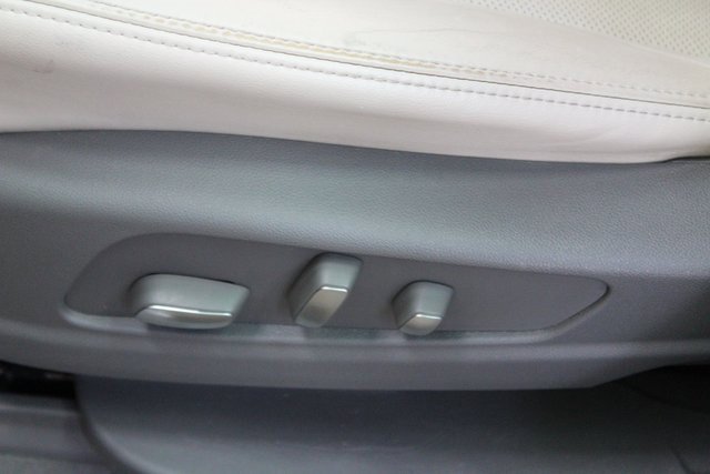 Used 2021 Cadillac XT6 Premium Luxury image 17