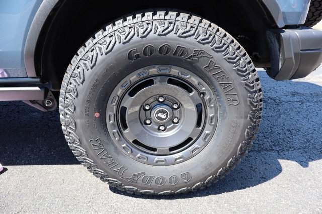 Used 2025 Ford Bronco Badlands w/ Sasquatch Package AWD/4WD image 55
