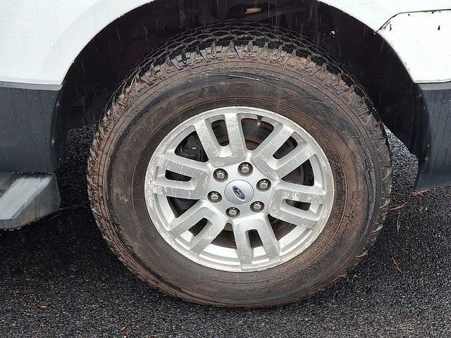 Used 2011 Ford Expedition EL XL w/ HD Trailer Tow Pkg image 9