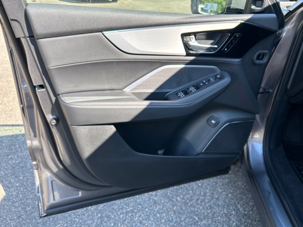 New 2026 Acura MDX SH-AWD image 19