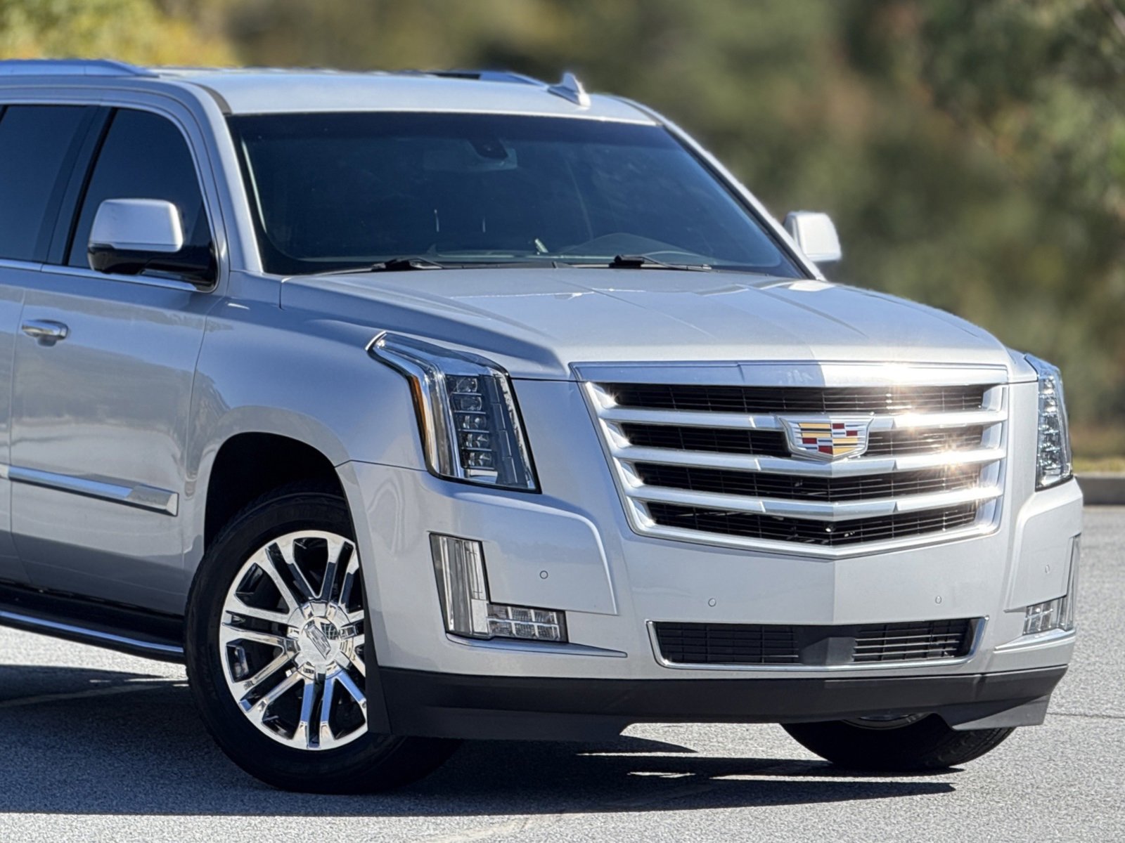 Used 2016 Cadillac Escalade 2WD image 47