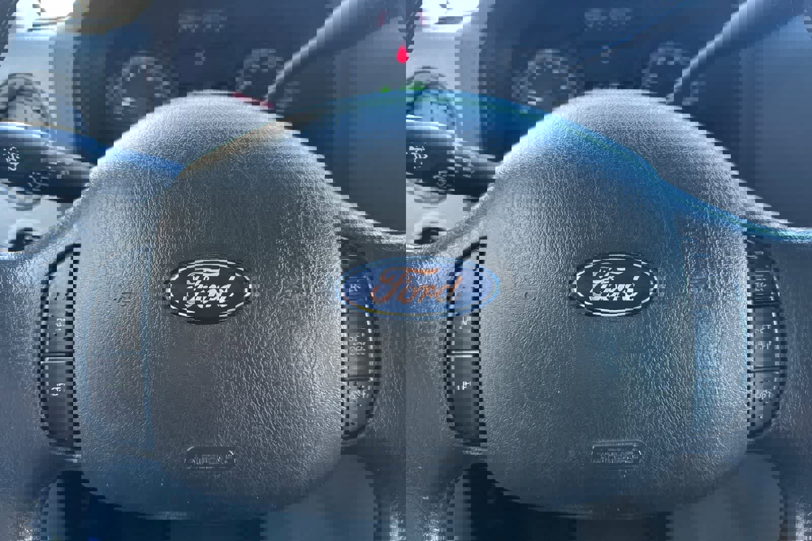 Used 2014 Ford E-250 and Econoline 250 w/ Power Group image 23