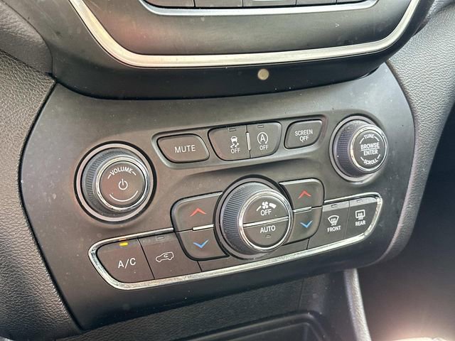 Used 2022 Jeep Cherokee Latitude Lux image 24