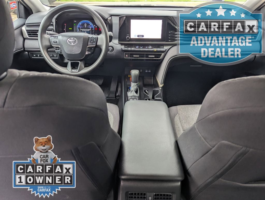 Used 2025 Toyota Camry LE FWD image 15