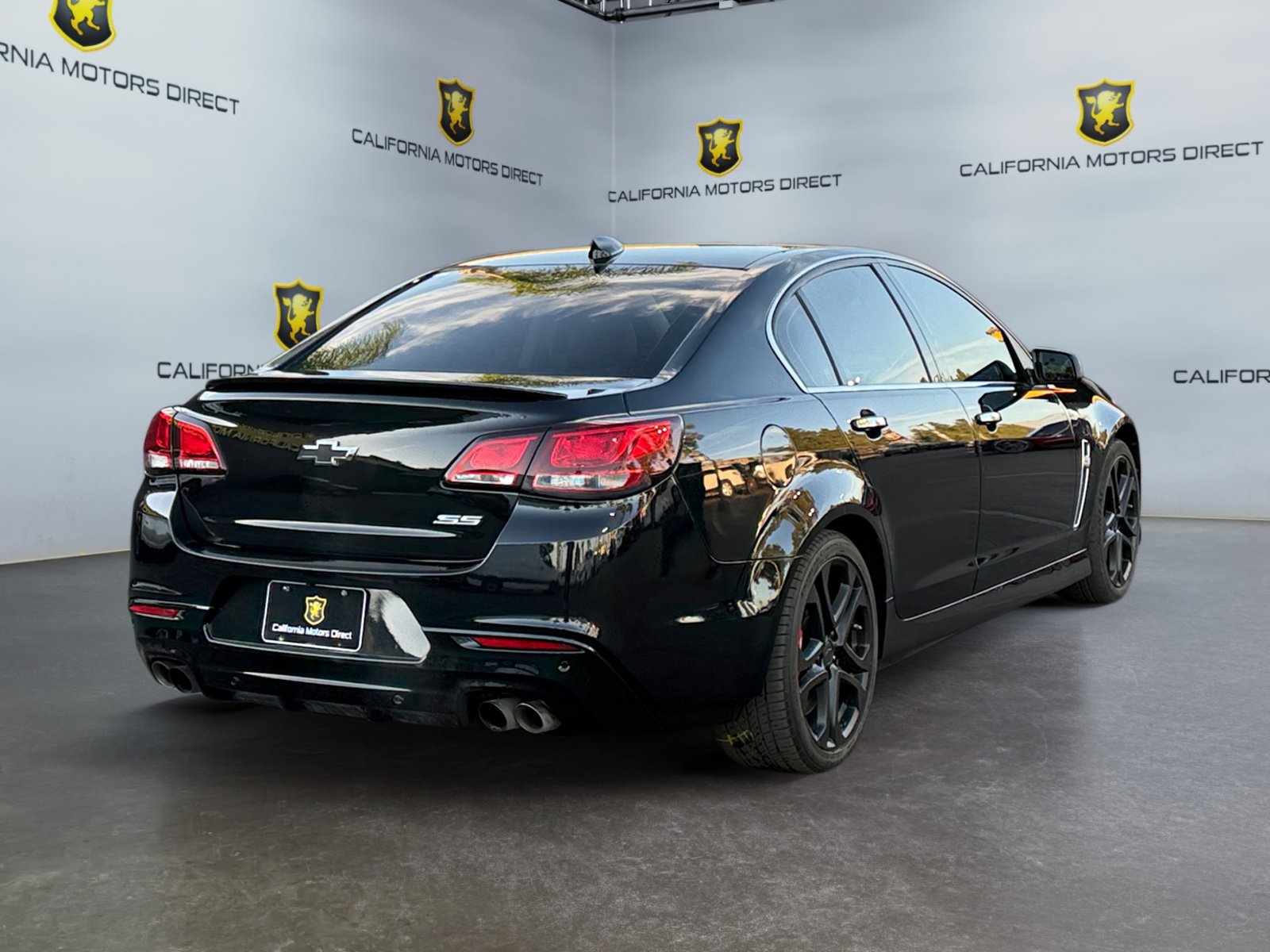 Used 2017 Chevrolet SS RWD image 4