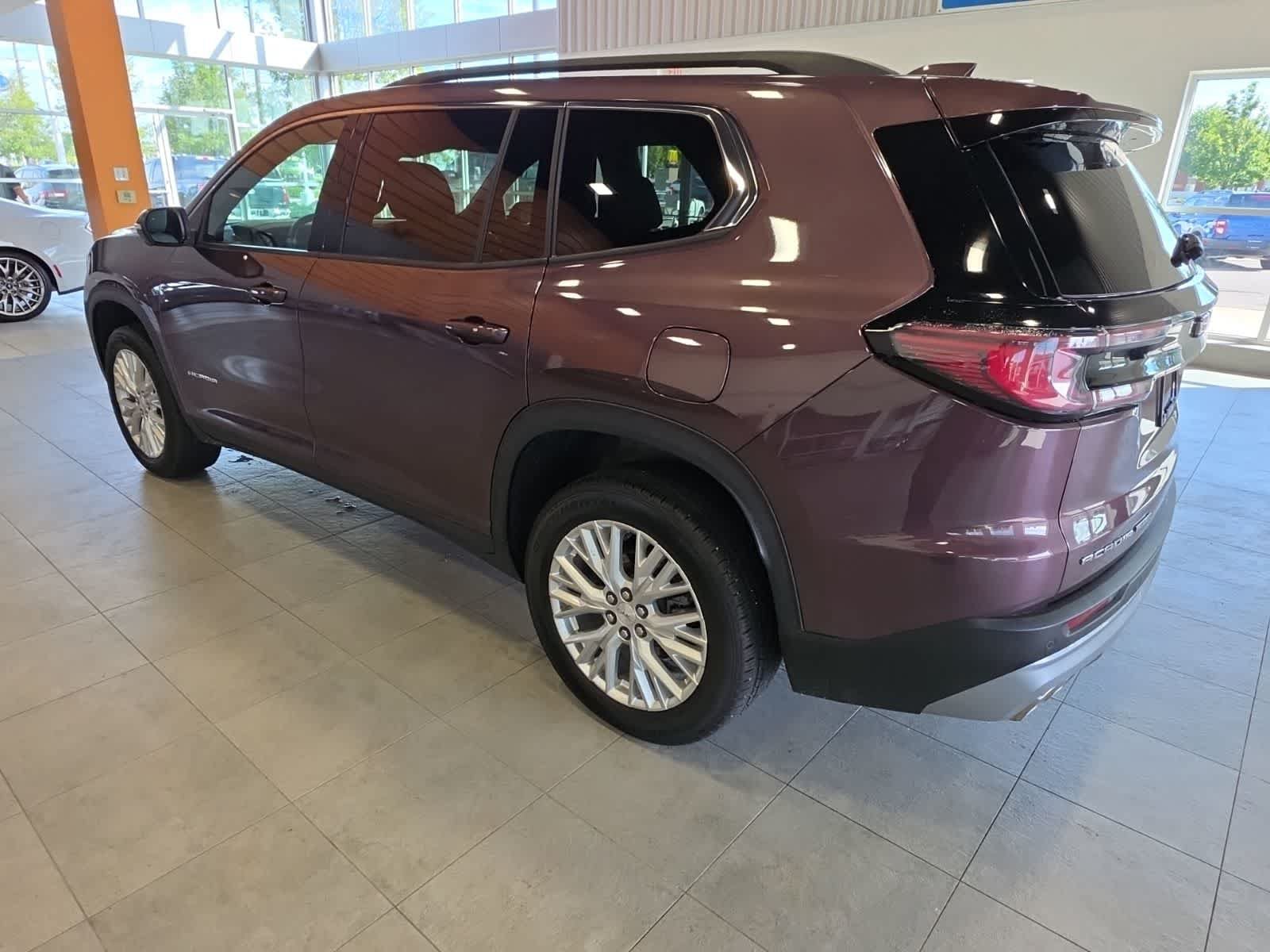 Used 2024 GMC Acadia Elevation AWD/4WD image 15