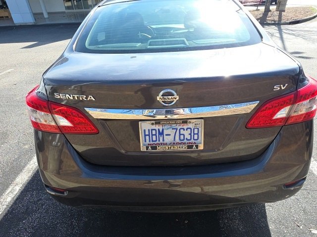 Used 2015 Nissan Sentra SV image 9