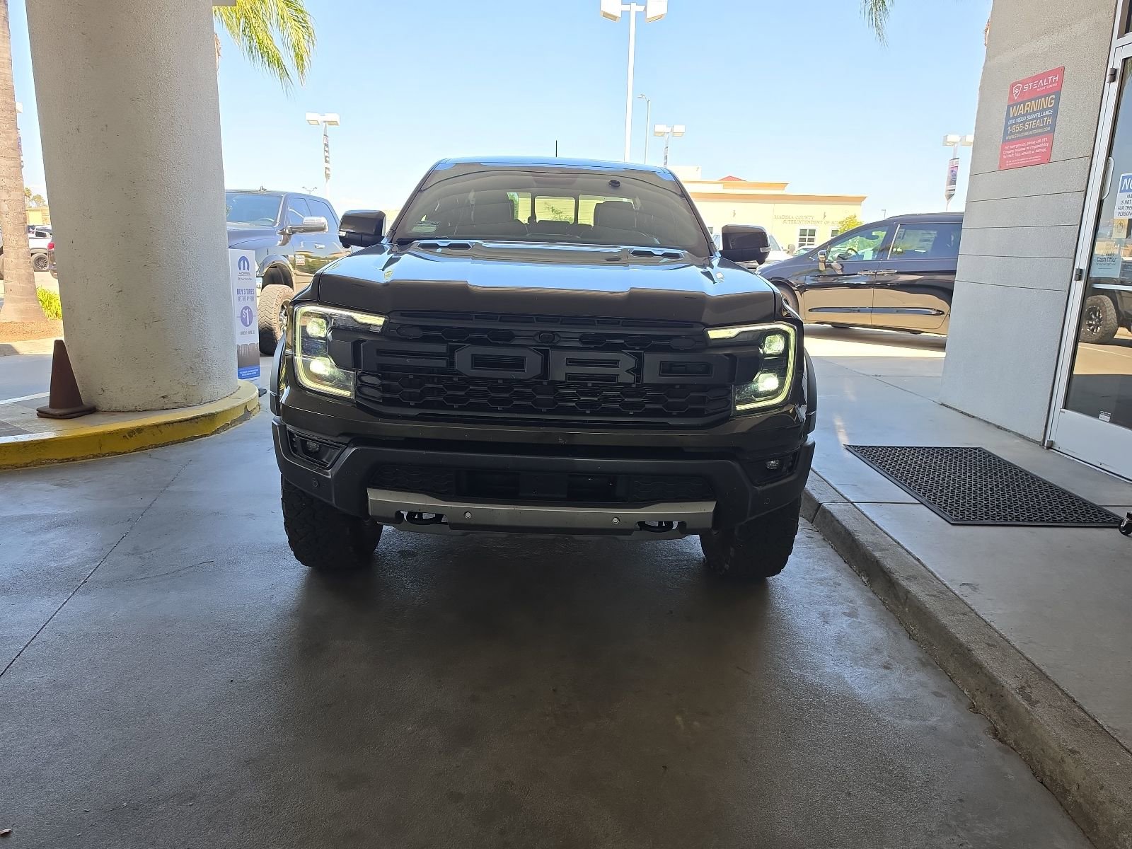 Used 2025 Ford Ranger Raptor AWD/4WD image 3