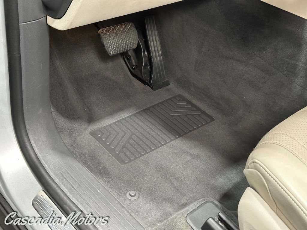Used 2020 Mercedes-Benz GLE 350 4MATIC image 24