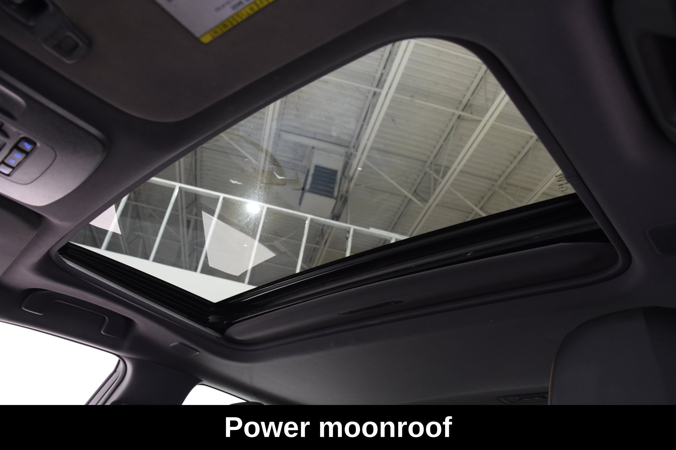 Used 2019 Toyota Avalon XSE w/ All Weather Liner Package FWD image 13